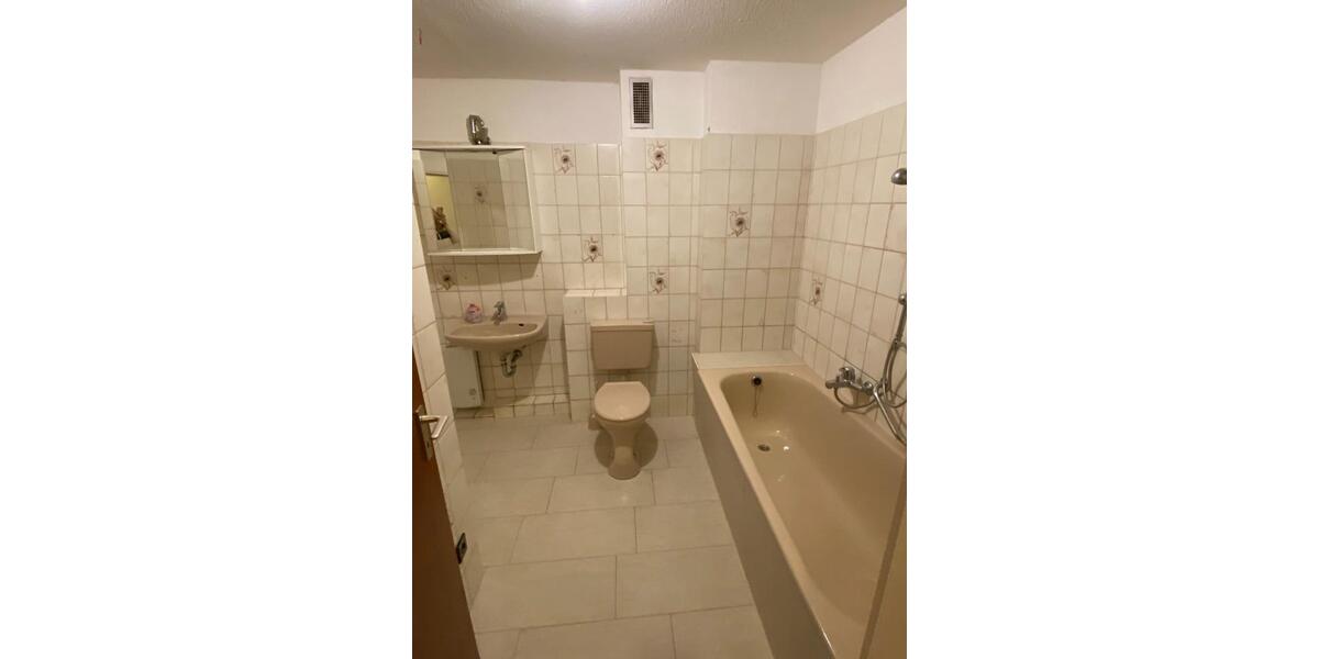 Etagenwohnung Duisburg Hamborn - 2 Zimmer, 60 m&sup2;, 340&euro; | Angebot:25831642