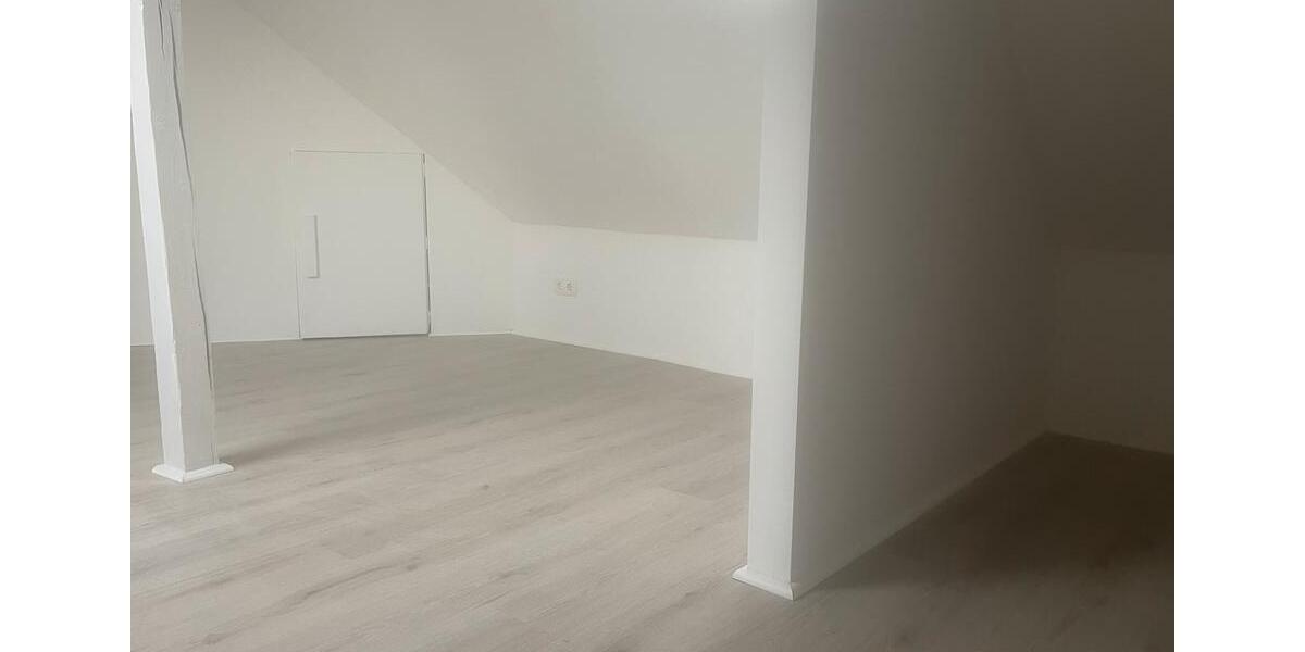 Erdgeschoßwohnung Kamp-Lintfort Lintfort - 5 Zimmer, 88 m&sup2;, 1.350&euro; | Angebot:24780227