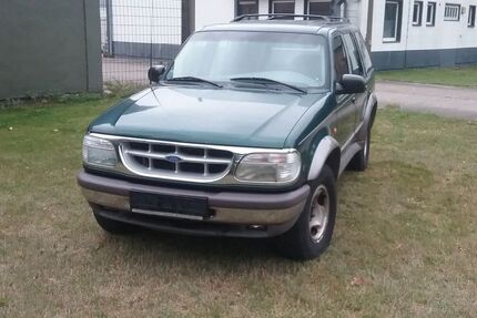 Ford Explorer 141.583 km 1.999 &euro; Weeze 47652