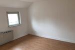 Dachgeschoßwohnung Oberhausen Schmachtendorf - 3 Zimmer, 72 m&sup2;, 670&euro; | Angebot:26679359