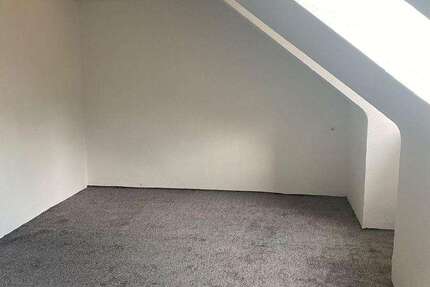 Haus Duisburg Duisburg-Mitte - 2 Zimmer, 65 m&sup2;, 450&euro; | Angebot:25079382