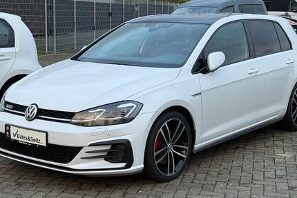 VW Golf 114.800 km 21.990 &euro; Kalkar 47546