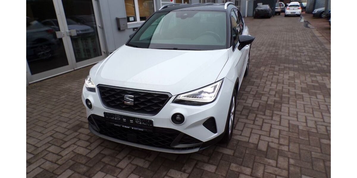 Seat Arona 25.980 km 21.590 &euro; Bocholt-Barlo 46397