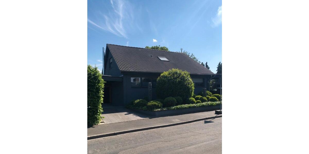 Einfamilienhaus Neukirchen-Vluyn Vluyn - 6 Zimmer, 175 m&sup2;, 630.000&euro; | Angebot:25968216