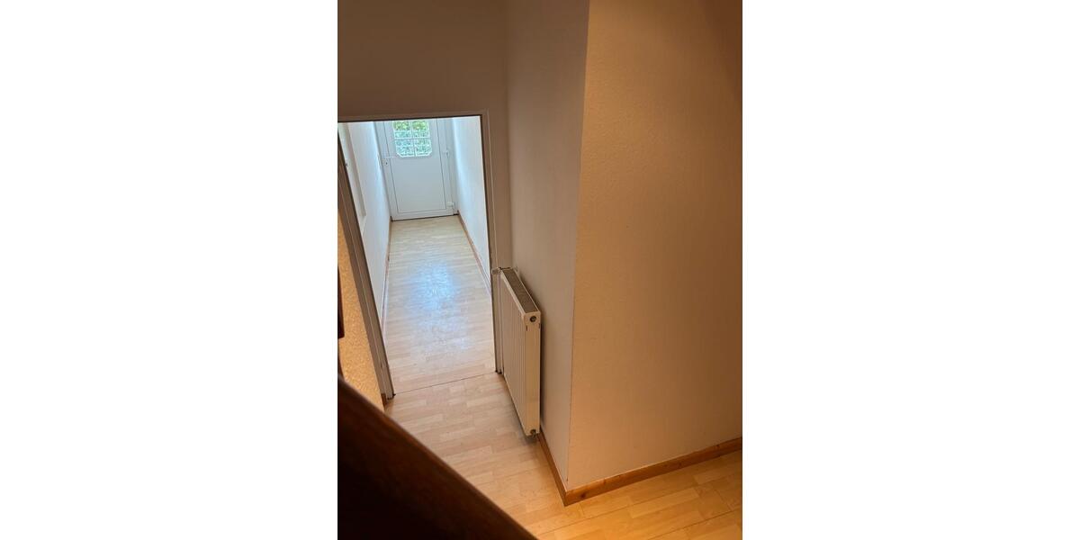 Etagenwohnung Rees - 7 Zimmer, 120 m&sup2;, 1.020&euro; | Angebot:24741288
