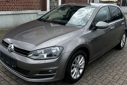 VW Golf 244.000 km 6.750 &euro; Kamp Lintfort 47475