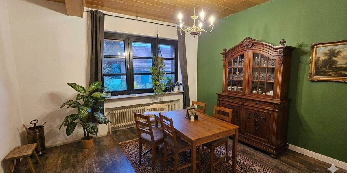 Einfamilienhaus Kalkar Hönnepel - 6 Zimmer, 190 m&sup2;, 369.000&euro; | Angebot:26000044