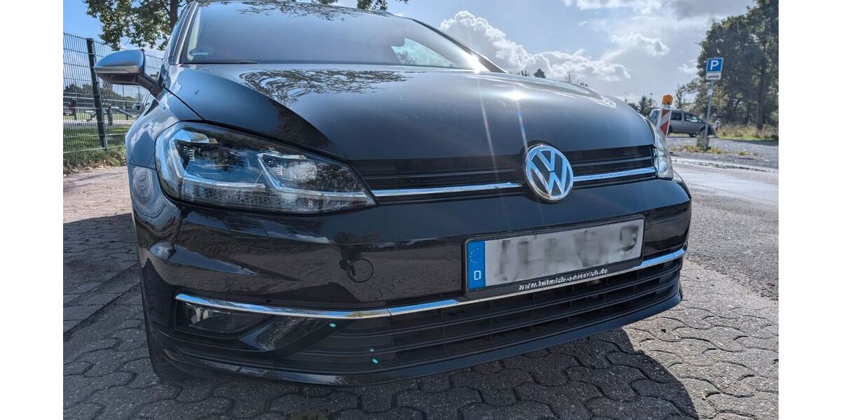 VW Golf 135.053 km 15.500 &euro; Rees 46459
