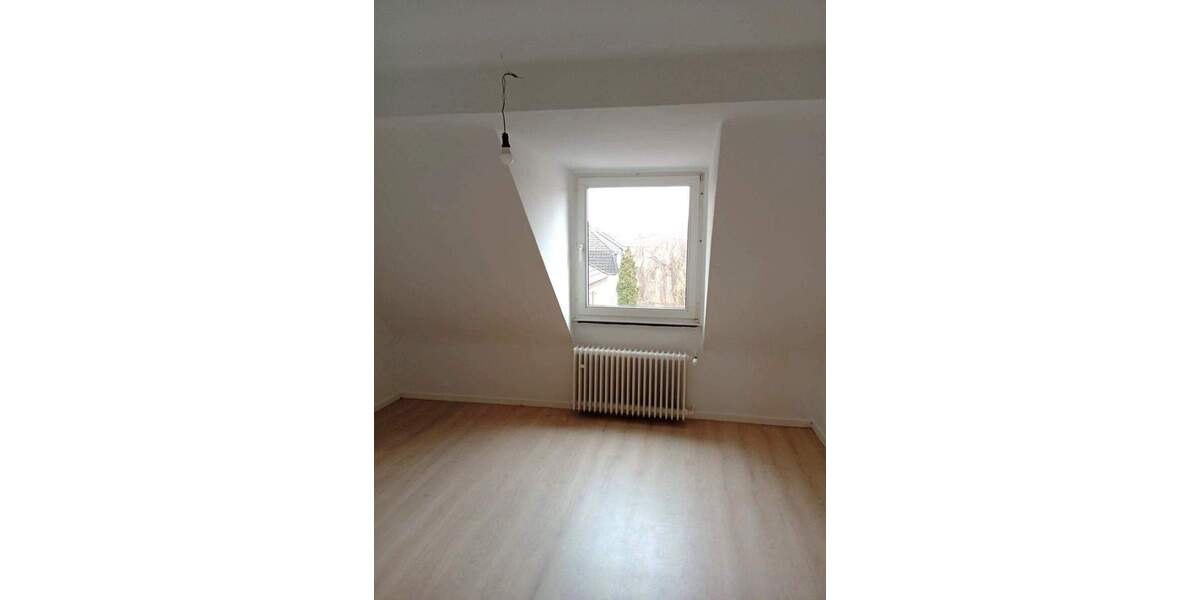 Zimmer Duisburg Alt-Hamborn - 3 Zimmer, 77 m&sup2;, 579&euro; | Angebot:25750181