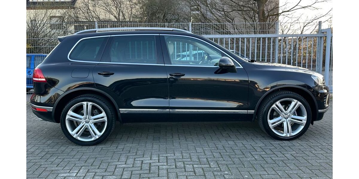 VW Touareg 174.000 km 21.950 &euro; Dinslaken 46539
