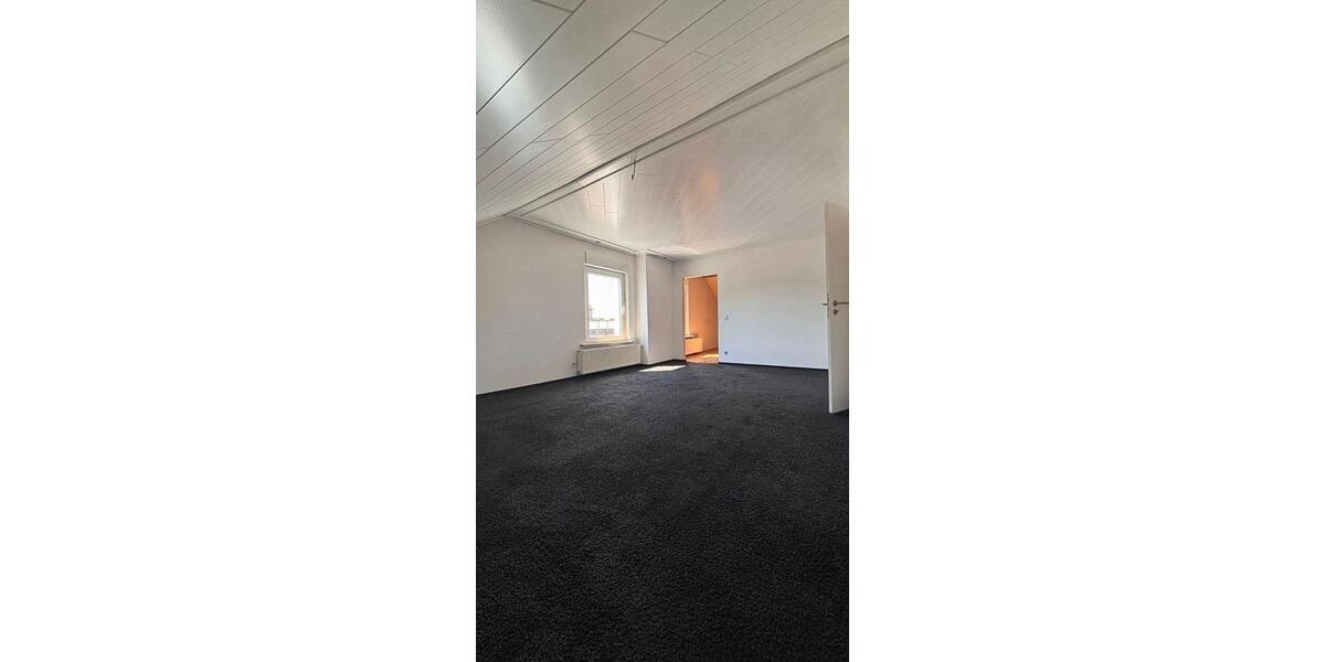 Etagenwohnung Rees - 4 Zimmer, 120 m&sup2;, 1.000&euro; | Angebot:26689649
