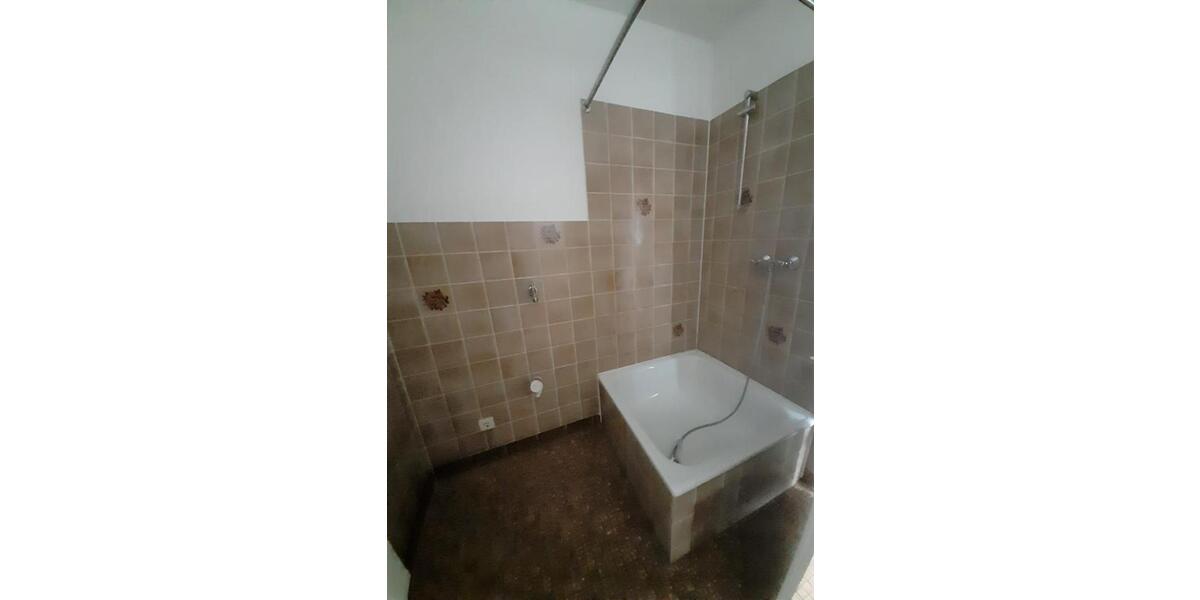 Dachgeschoßwohnung Kamp-Lintfort Lintfort - 1.5 Zimmer, 49 m&sup2;, 383&euro; | Angebot:26042967