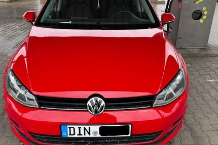 VW Golf 135.356 km 8.599 &euro; Dinslaken 46537