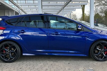 Ford Focus 113.000 km 16.950 &euro; Dinslaken 46539
