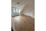 Dachgeschoßwohnung Duisburg Mittelmeiderich - 3 Zimmer, 75 m&sup2;, 750&euro; | Angebot:26491259