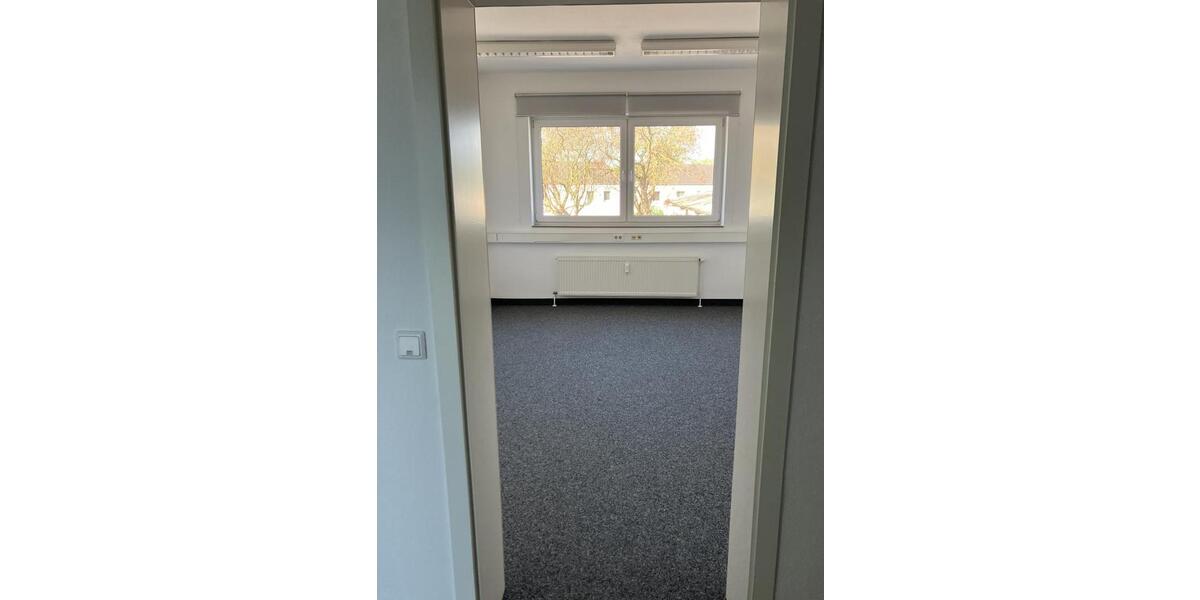 Gewerbeobjekt Duisburg - 3.388&euro; | Angebot:23123712