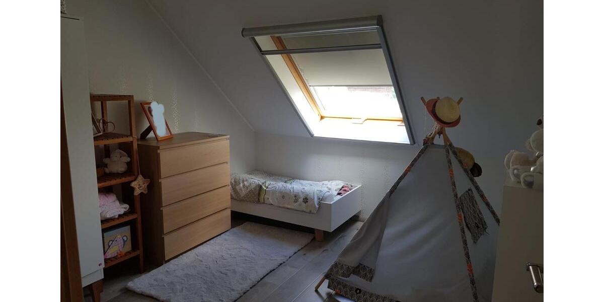 Etagenwohnung Duisburg Hochheide - 3 Zimmer, 83 m&sup2;, 280.000&euro; | Angebot:27298976
