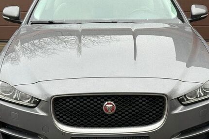 Jaguar XE 239.968 km 7.999 &euro; Duisburg 47138