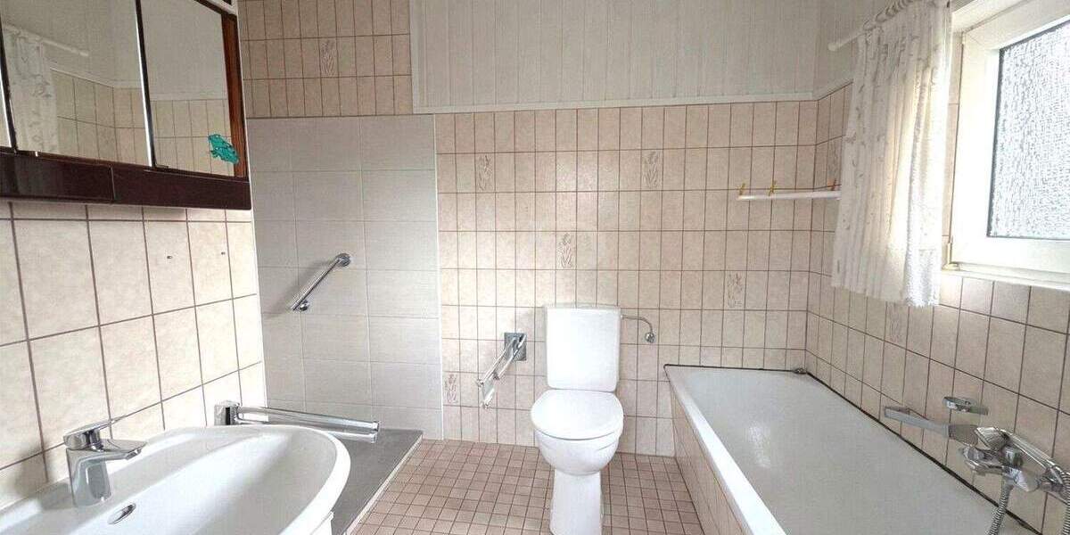 Reihenendhaus Isselburg / Anholt Isselburg - 6 Zimmer, 142 m&sup2;, 198.000&euro; | Angebot:25731106