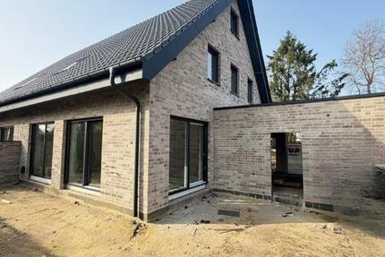 Haus Bocholt Feldmark - 4 Zimmer, 141 m&sup2;, 1.550&euro; | Angebot:25807714