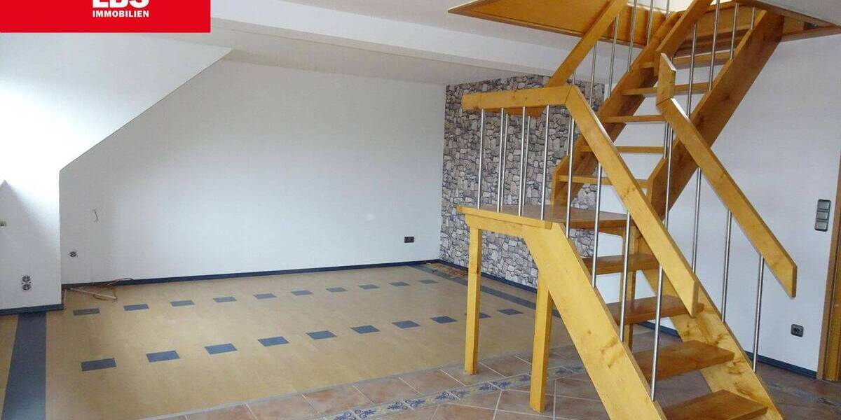 Etagenwohnung Bottrop Eigen - 4 Zimmer, 140 m&sup2;, 1.050&euro; | Angebot:26787430