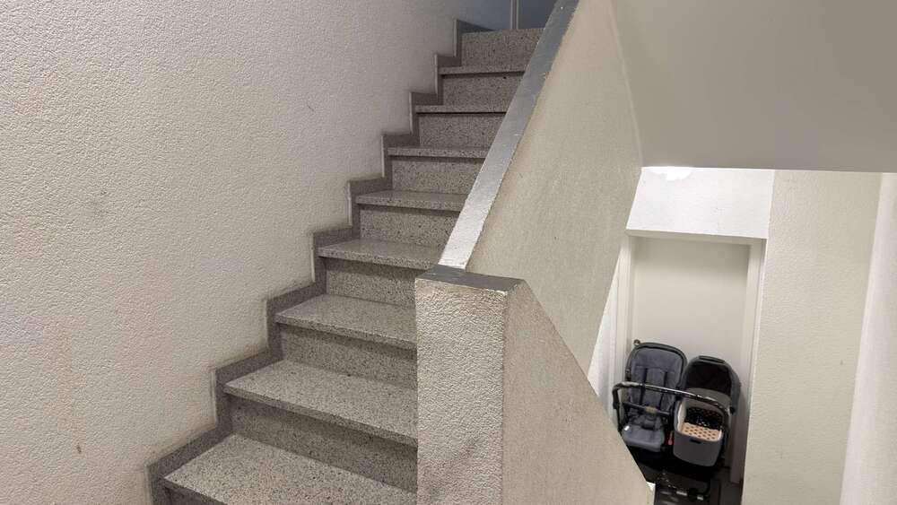 Modernisiertes 3-Parteienhaus mit Maisonette und Gartenanteil nahe Centro - Mehrfamilienhaus, Wohnhaus Oberhausen Osterfeld | Angebot:26523102