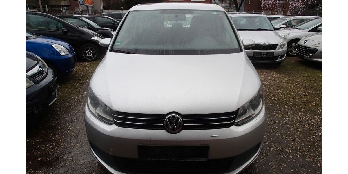 VW Touran 289.000 km 4.799 &euro; Oberhausen 46149