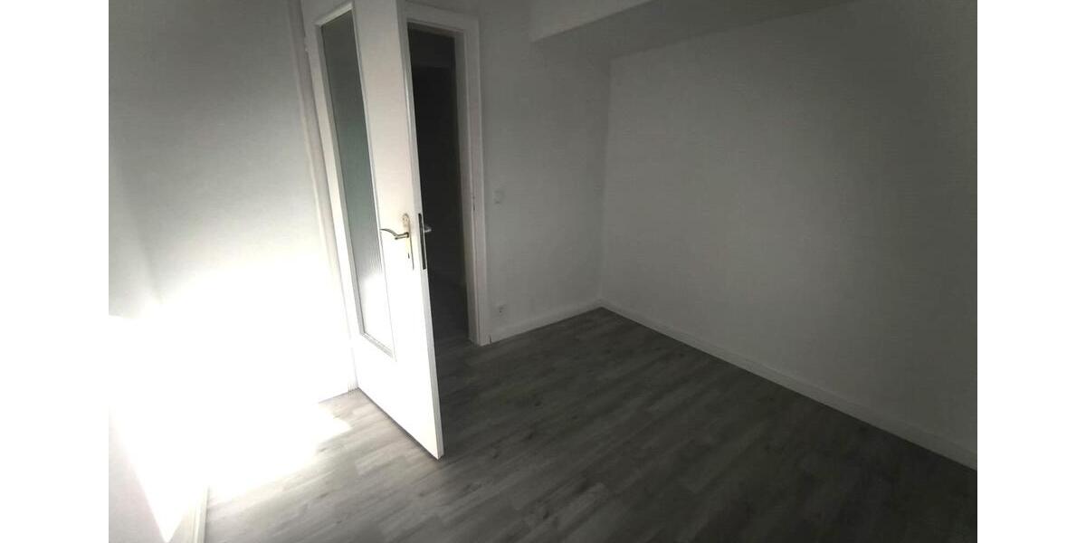 Etagenwohnung Wesel - 3 Zimmer, 84 m&sup2;, 820&euro; | Angebot:25961257