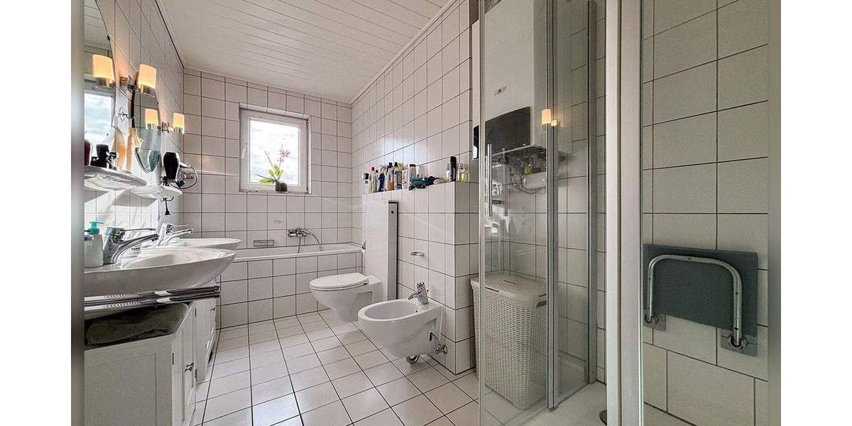 Etagenwohnung Bocholt Stenern - 4 Zimmer, 110 m&sup2;, 239.000&euro; | Angebot:25741110