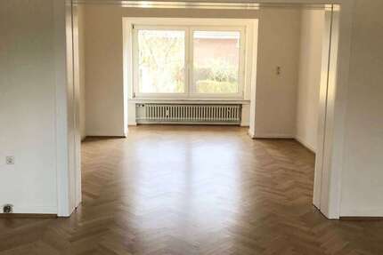 Wohnung Duisburg Dellviertel - 4 Zimmer, 105 m&sup2;, 1.260&euro; | Angebot:22274452