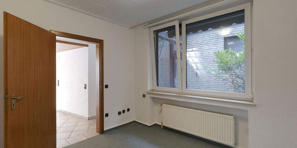 Bungalow Duisburg Alt-Homberg - 7 Zimmer, 190 m&sup2;, 599.000&euro; | Angebot:25716922