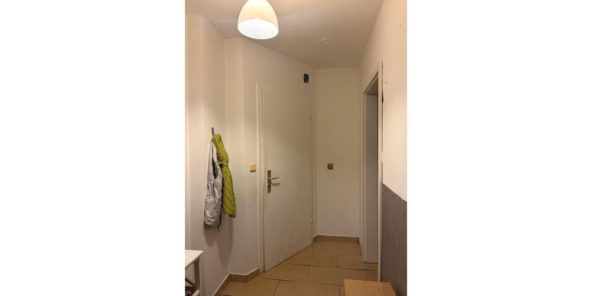 Dachgeschoßwohnung Oberhausen Schmachtendorf - 3.5 Zimmer, 57 m&sup2;, 750&euro; | Angebot:25420308