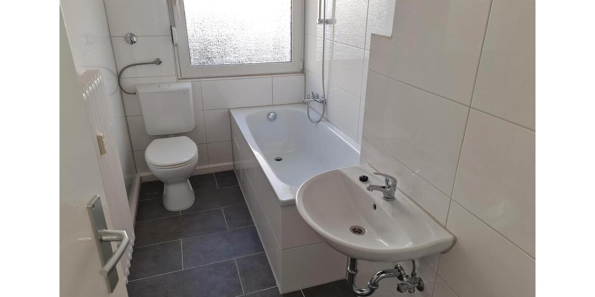 Erdgeschoßwohnung Duisburg Laar - 2 Zimmer, 48 m&sup2;, 360&euro; | Angebot:25959240