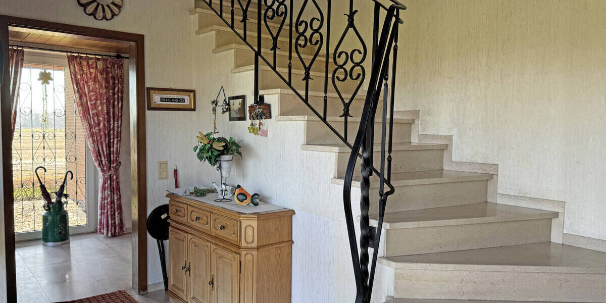 Mehrfamilienhaus, Wohnhaus Wesel Lackhausen - 7 Zimmer, 212 m&sup2;, 530.000&euro; | Angebot:25970382