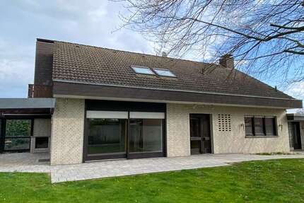 Haus Geldern - 5 Zimmer, 203 m&sup2;, 1.900&euro; | Angebot:25525916