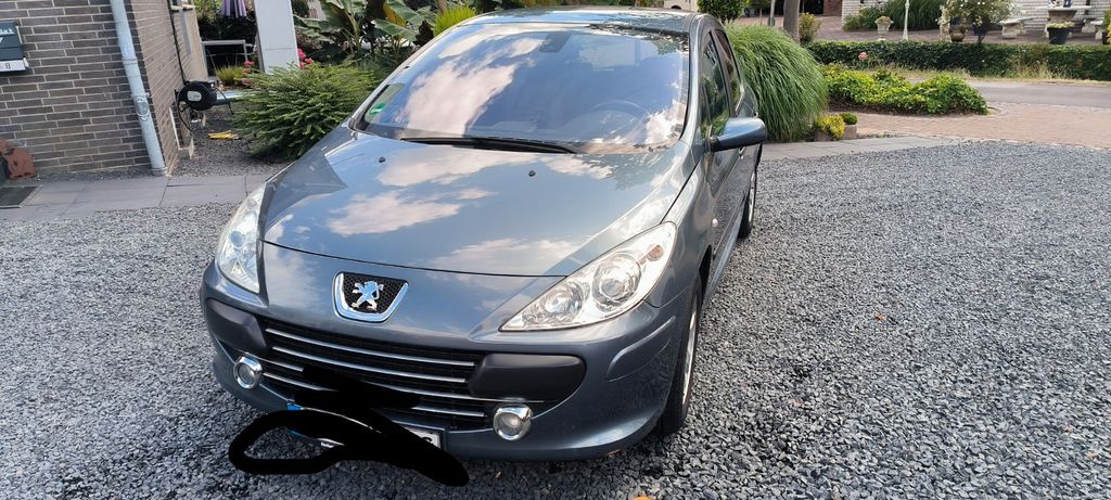 Peugeot 307 82.000 km 2.795 &euro; Xanten 46509