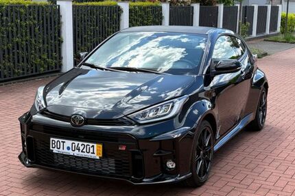 Toyota Yaris 3.987 km 39.000 &euro; Bottrop 46244