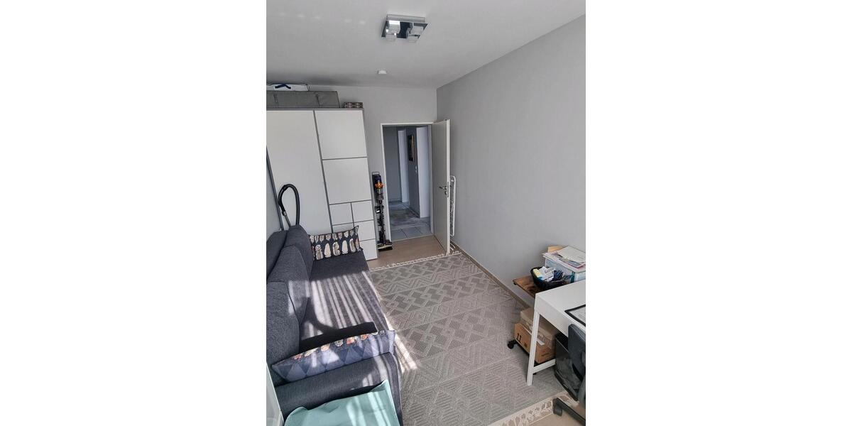 Etagenwohnung Wesel - 3.5 Zimmer, 85 m&sup2;, 135.000&euro; | Angebot:27281594