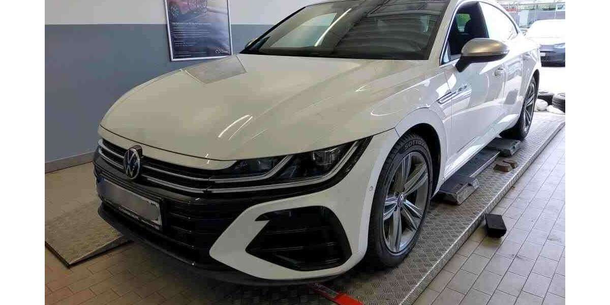 VW Arteon 32.321 km 45.880 &euro; Wesel 46483