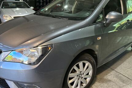 Seat Ibiza 90.000 km 6.590 &euro; Duisburg 47059