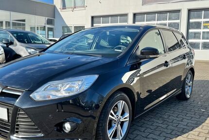 Ford Focus 107.000 km 5.999 &euro; Kevelaer 47623