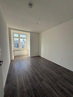 Etagenwohnung Duisburg Duisburg-Mitte - 3 Zimmer, 83 m&sup2;, 600&euro; | Angebot:24687928