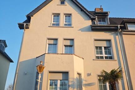 Haus Wesel - 10 Zimmer, 250 m&sup2;, 580.000&euro; | Angebot:25834945