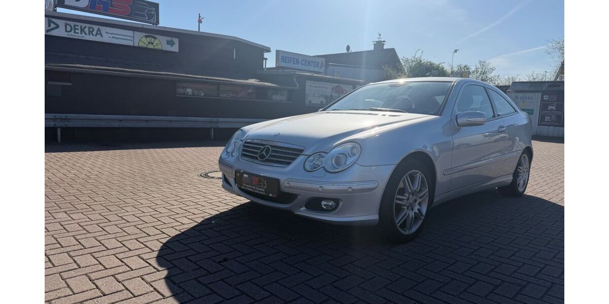 Mercedes-Benz C 180 16.990 km 4.990 &euro; Dinslaken 46537