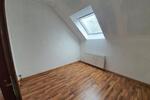 Dachgeschoßwohnung Duisburg Mittelmeiderich - 3 Zimmer, 95 m&sup2;, 700&euro; | Angebot:26614530