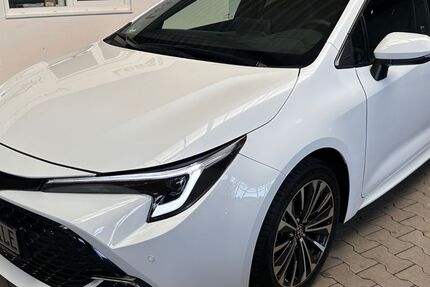 Toyota Corolla 1.450 km 26.499 &euro; Kevelaer 47623