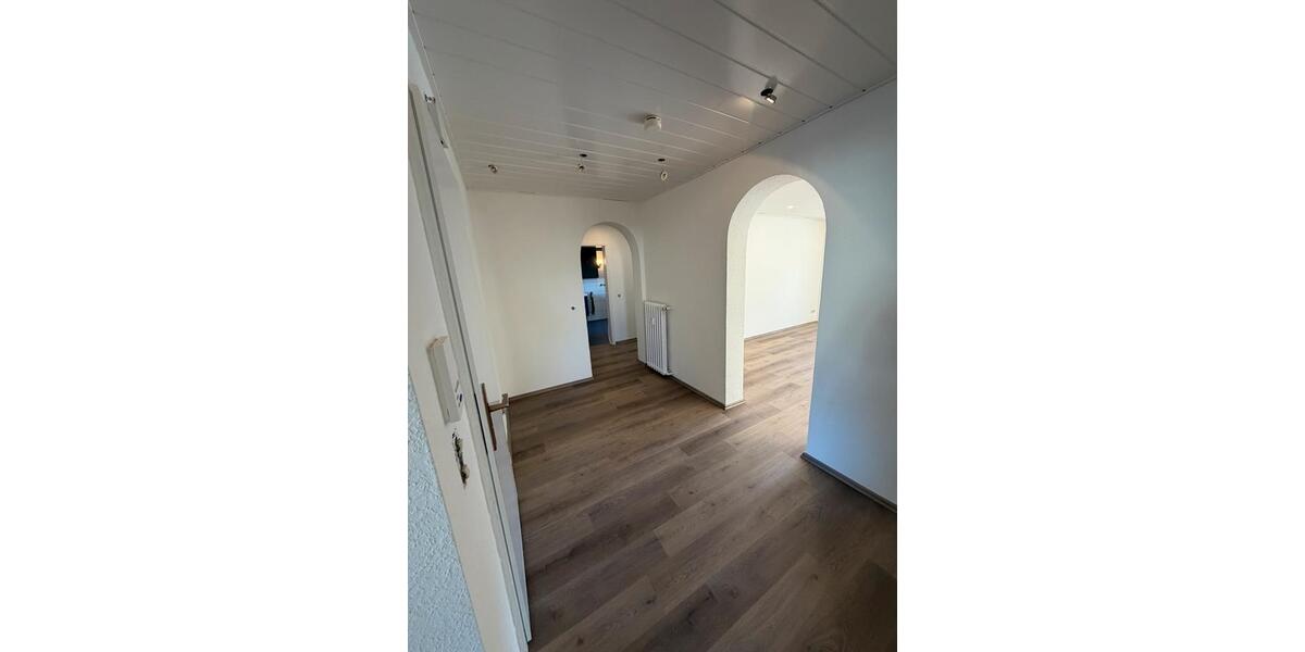 Erdgeschoßwohnung Duisburg Walsum - 3.5 Zimmer, 94 m&sup2;, 1.150&euro; | Angebot:25258855