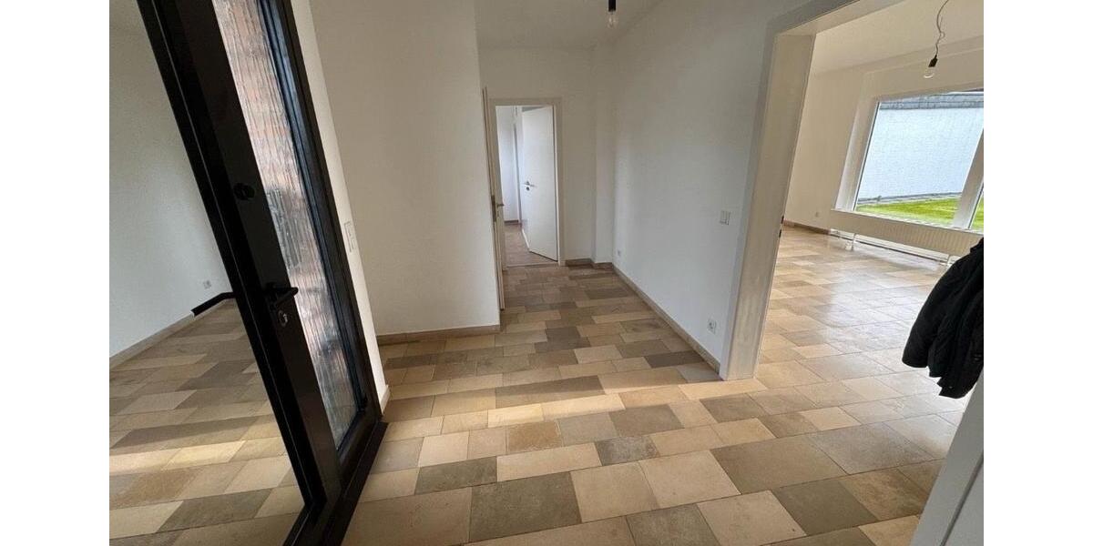 Bungalow Duisburg Essenberg - 3 Zimmer, 130 m&sup2;, 389.000&euro; | Angebot:26678880