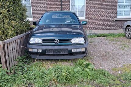 VW Golf 300.000 km 2.200 &euro; Weeze 47652
