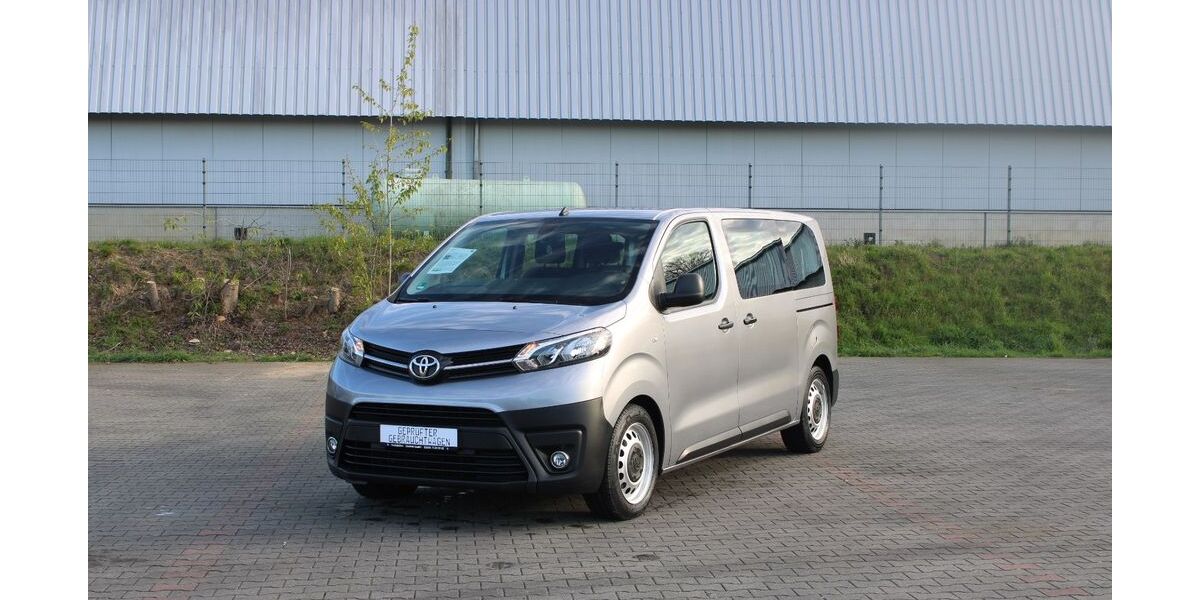 Toyota Proace (Verso) 95.395 km 24.490 &euro; Uedem 47589